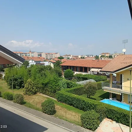 Luca Mit Bergblick By Interhome سالوزو